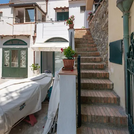 Apartamento Cantone Di Mena,